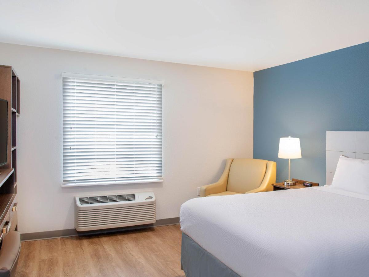 Extended Stay America Select Suites - Charlotte - Northlake Exterior photo