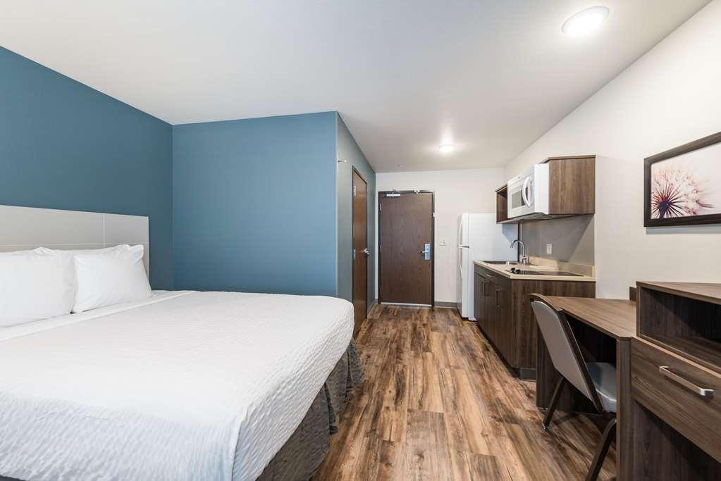 Extended Stay America Select Suites - Charlotte - Northlake Room photo