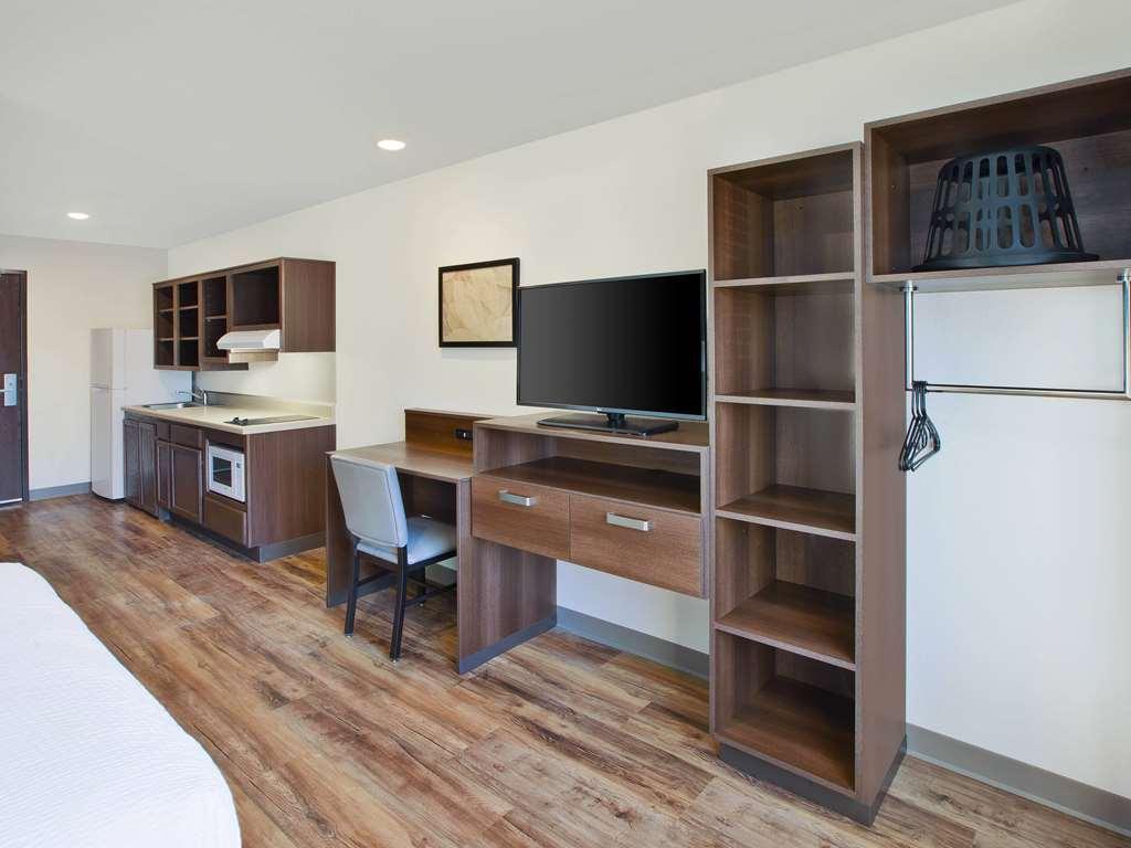 Extended Stay America Select Suites - Charlotte - Northlake Room photo
