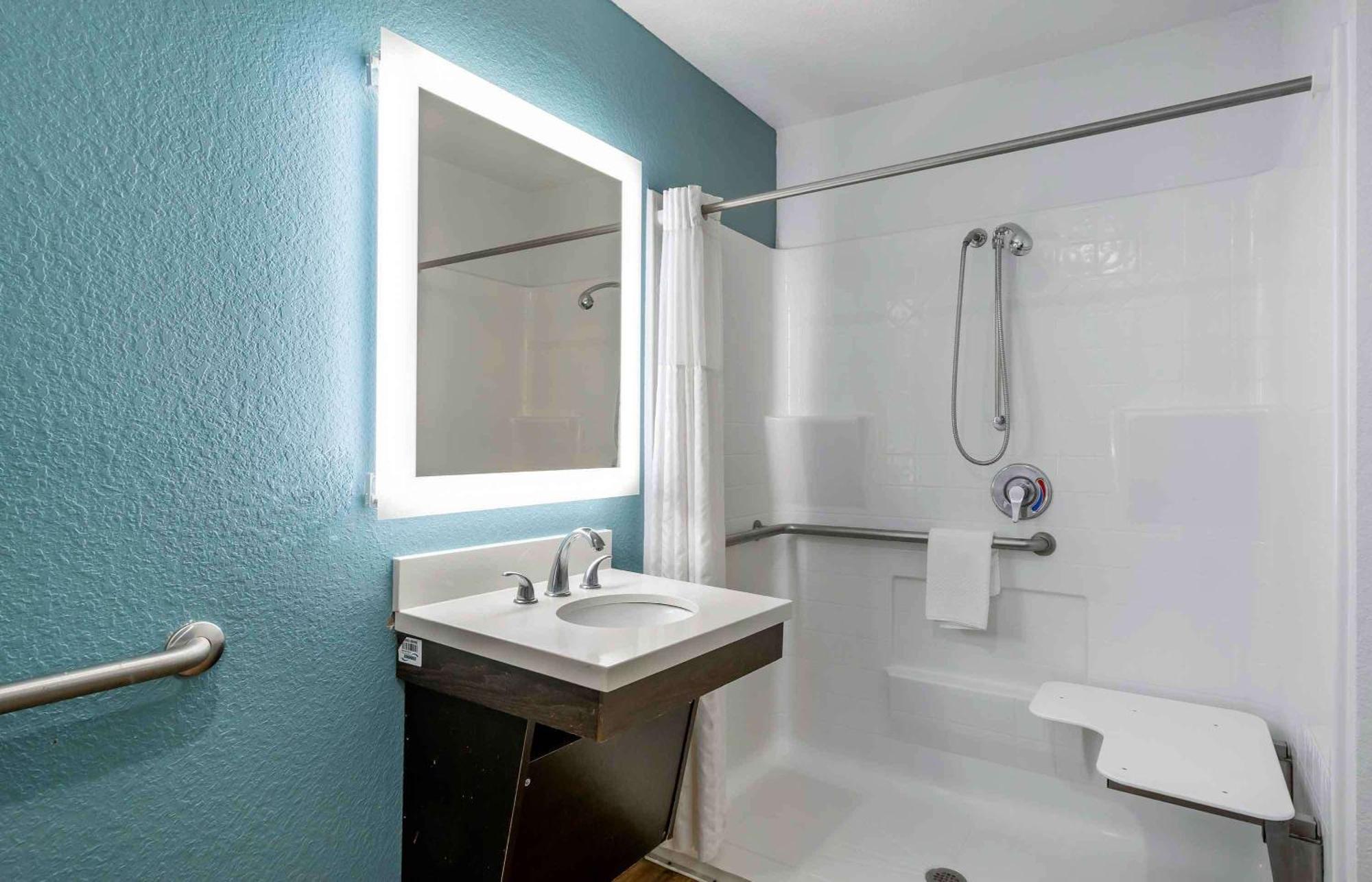 Extended Stay America Select Suites - Charlotte - Northlake Exterior photo