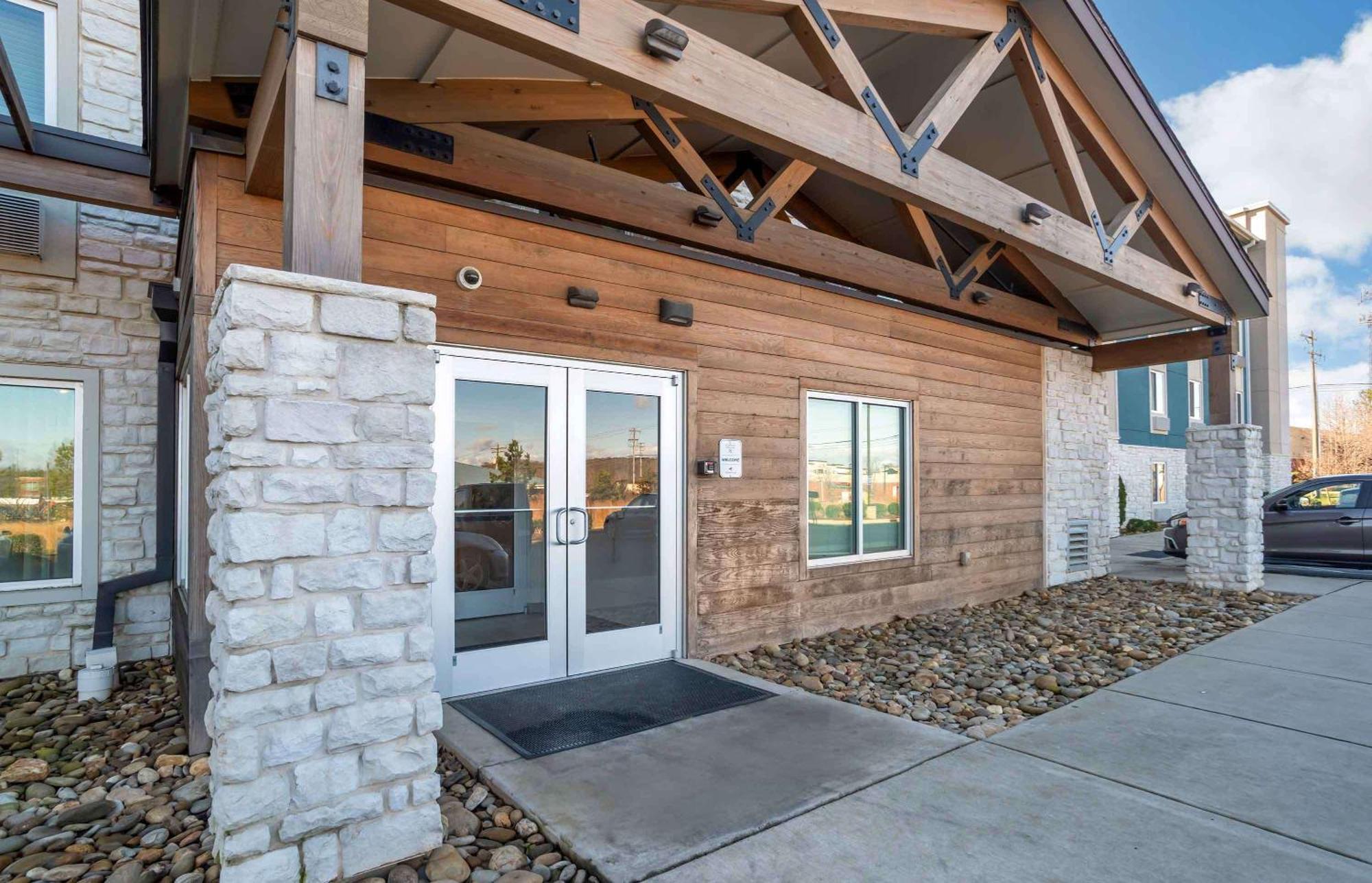 Extended Stay America Select Suites - Charlotte - Northlake Exterior photo