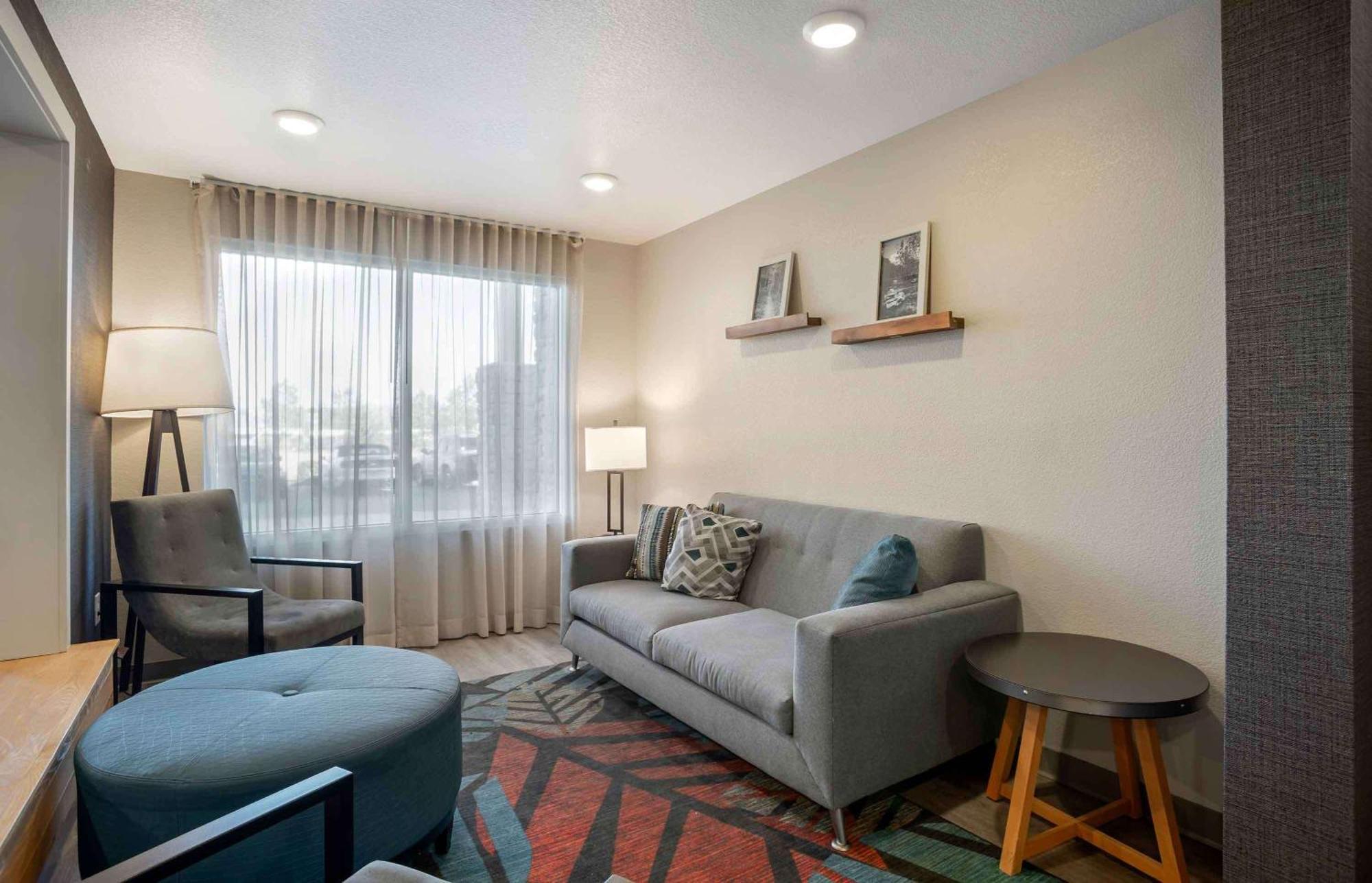 Extended Stay America Select Suites - Charlotte - Northlake Exterior photo